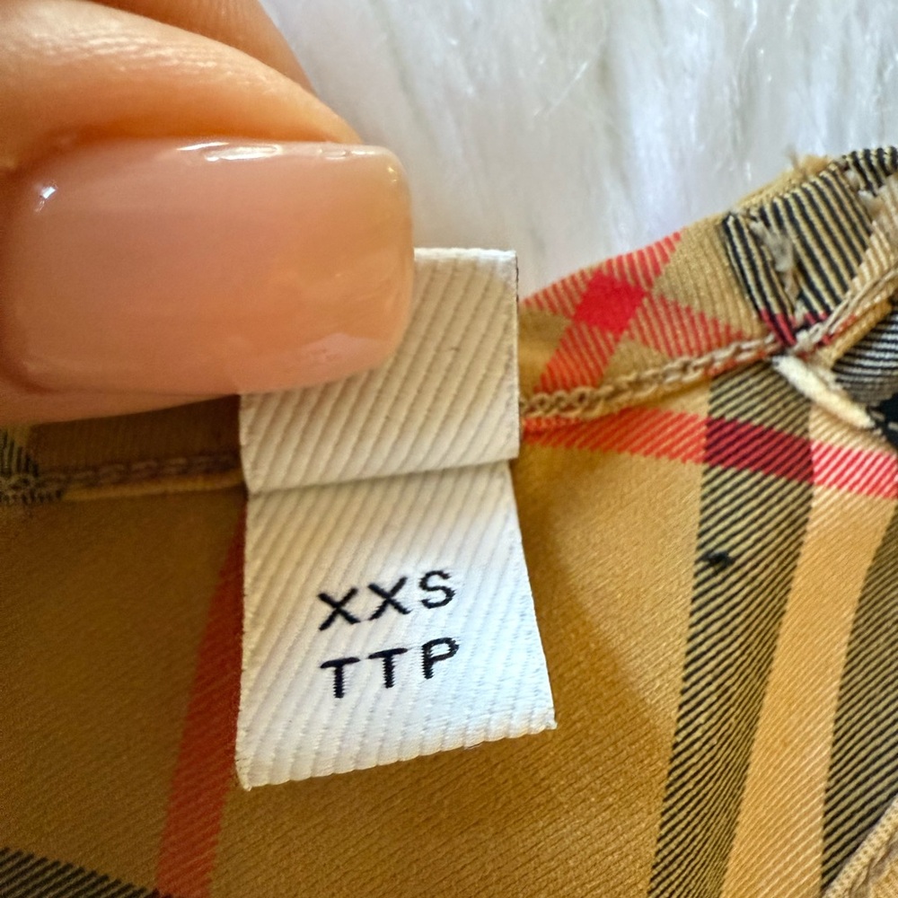 Burberry Checkered Top in Tan and Black - Picture 5 of 5